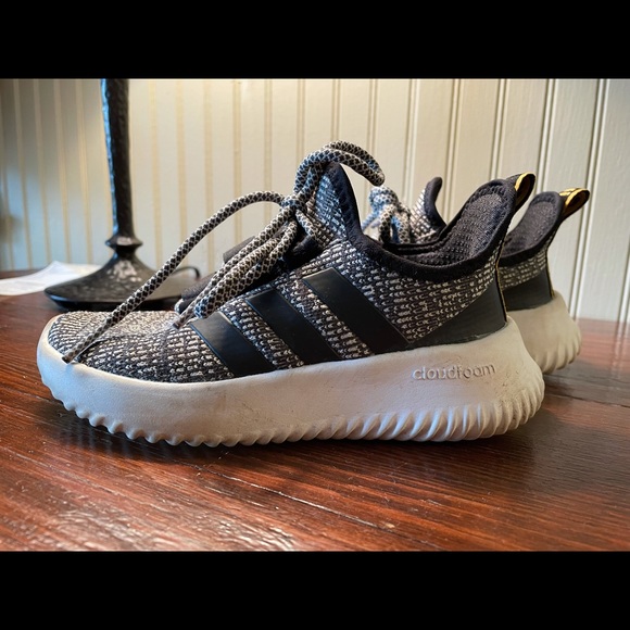 Adidas cloud foams - Picture 3 of 4